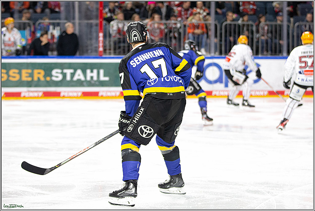 PENNY DEL; Koelner Haie- Fishtown Pinguins Bremerhaven; Koeln, 23.11.2021
